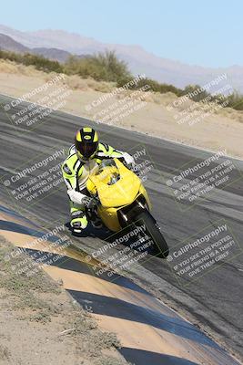 media/Dec-01-2025-Moto Forza (Mon) [[2daa91e15f]]/2-Intermediate Group/Session 4 (Turn 10 Inside)/